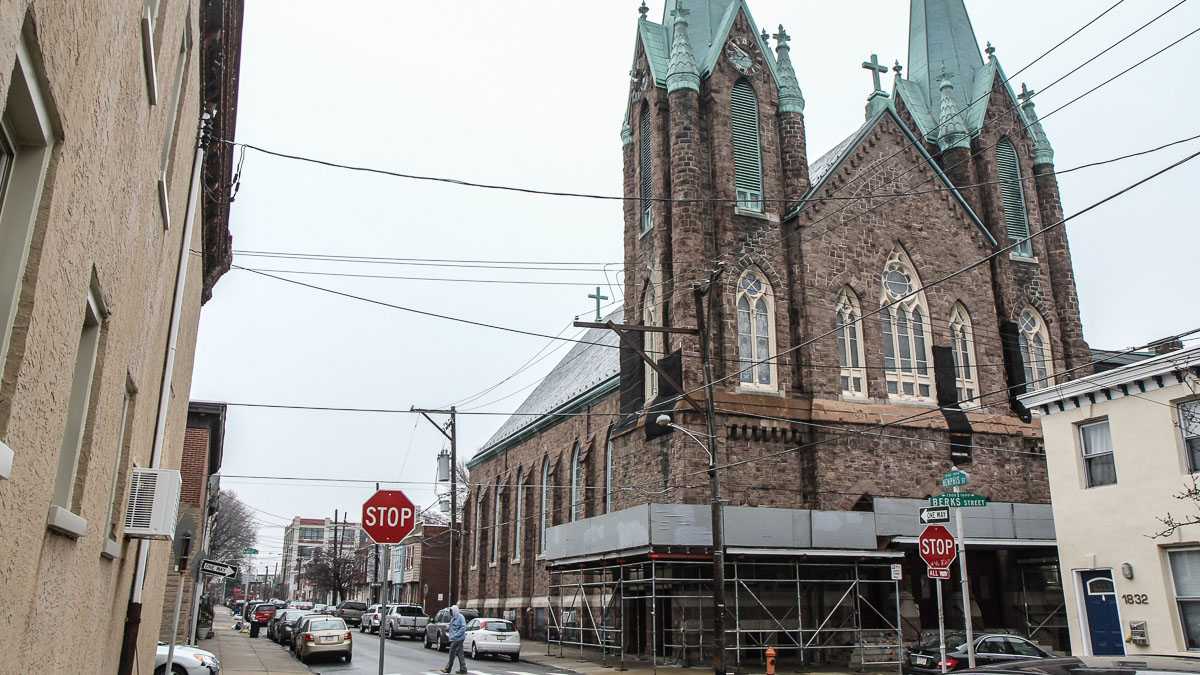 A developer proposes  preserving the St. Laurentius structure and renovating it into apartments