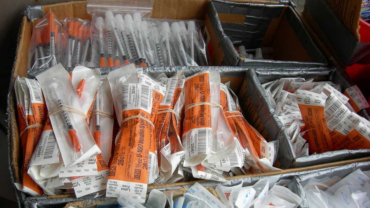 Needle exchange supplies. (Joe Mabel/<a href=