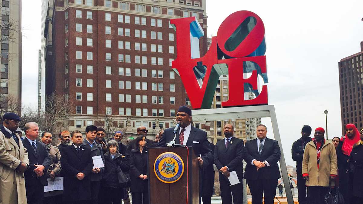  Imam Mikal Shabazz is shown on March 31 encouraging listeners not to blame SEPTA for anti-Muslim ads. (Bobby Allyn/WHYY, file) 