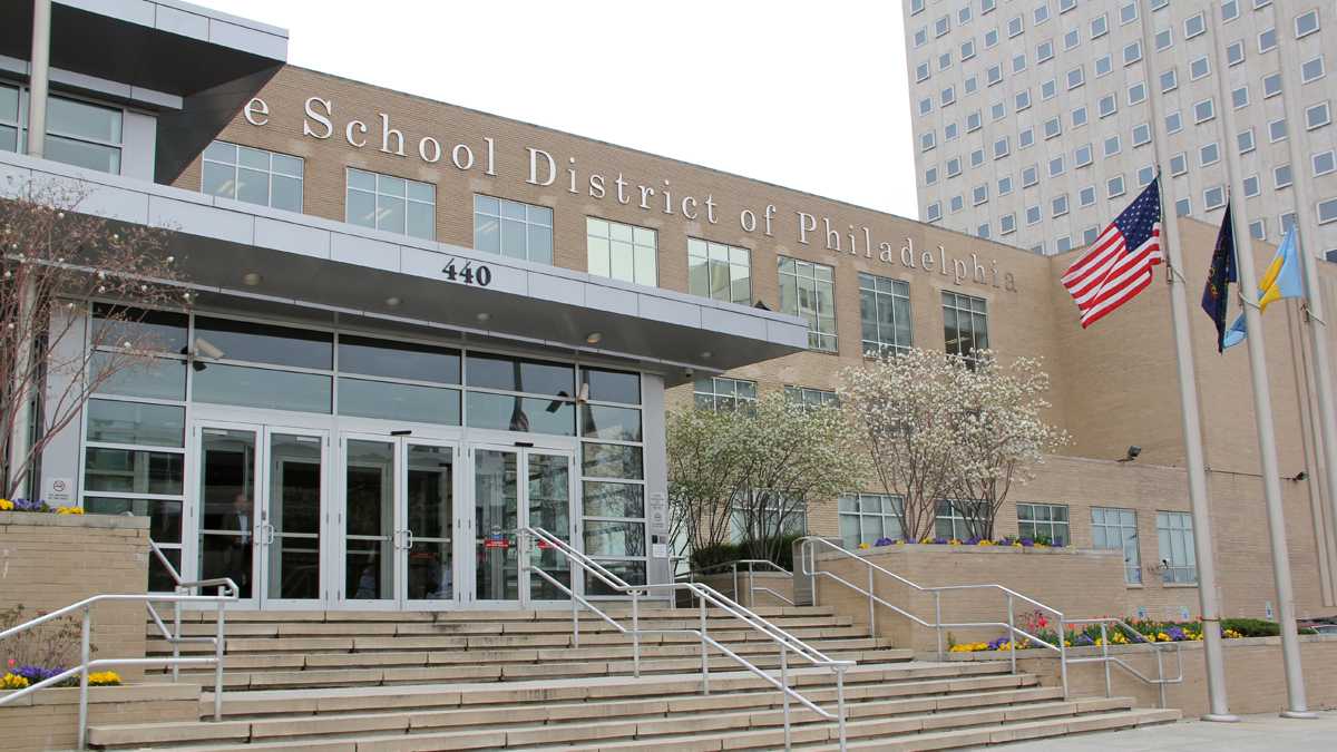  The Philadelphia City School District has borrowed $275 million to cover its costs as Pennsylvania's budget stalemate stretches toward its third month. (NewsWorks file photo) 