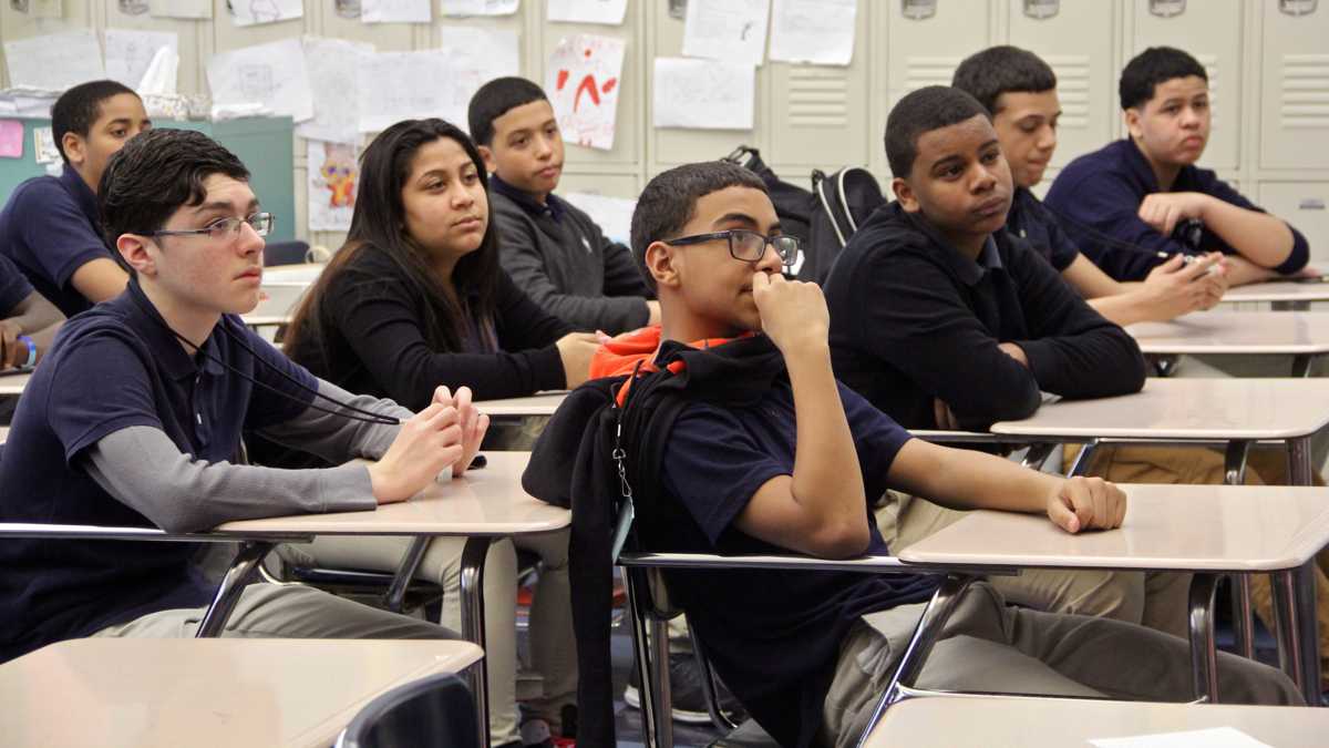 The Pennsylvania Department of Education is adding a new division that specifically monitors charter schools. Some charter advocates fear this new division and oversight may be an overreach and a “duplicate of service.” (Emma Lee/WHYY)