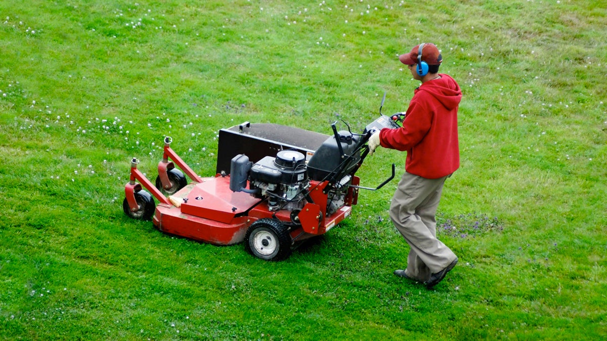 About one in five members of the National Association of Landscape Professions employs workers through the H-2B visa program. (igorot/Bigstock)