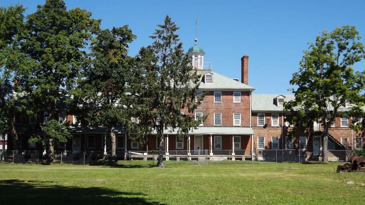 The Lazaretto quarantine hospital sits on the banks of the Delaware in Tinicum Township. (Emma Lee for NewsWorks)