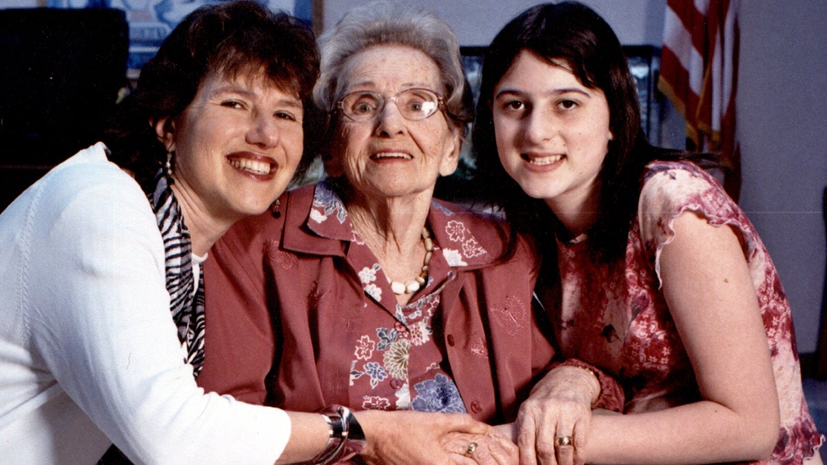  Lisa Meritz (left) is shown with mother Sally and daughter Rebecca. (Image courtesy of Lisa Meritz) 