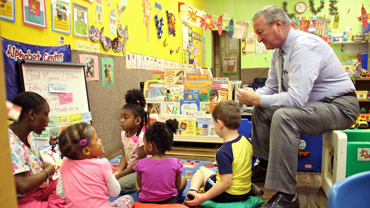 Philadelphia Mayor Jim Kenney sits in on a preschool class at Little Learners Literacy Academy in South Philadelphia. (Emma Lee/WHYY)