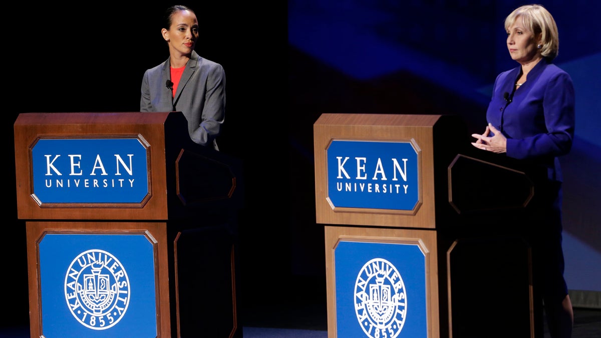  New Jersey Lt. Gov. Kim Guadagno (right), and Democrat Milly Silva debate at Kean University, Friday, Oct. 11, 2013, in Union, N.J. (Julio Cortez/AP Photo) 