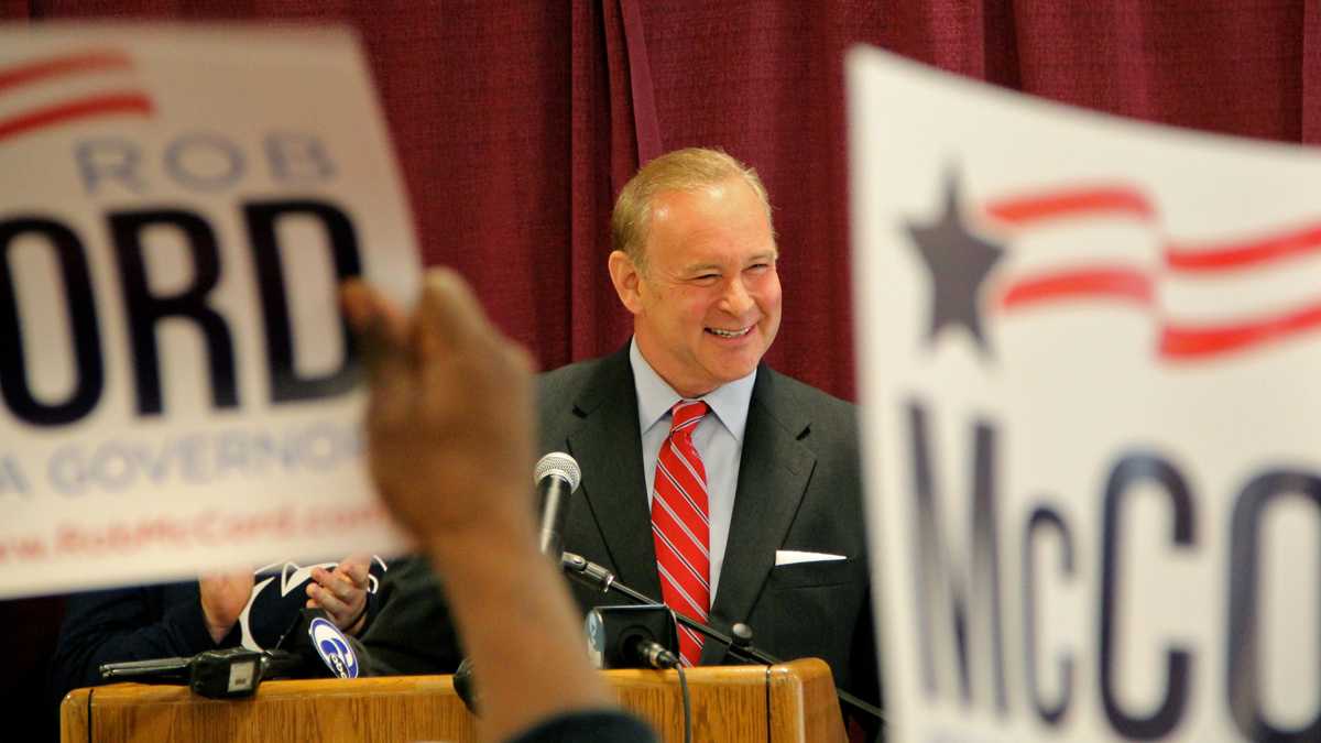  State Treasurer Rob McCord announcing his candidacy for governor in 2013. Last week he resigned and admitted campaign finance violations in the race. (Newsworks photo/Emma Lee) 