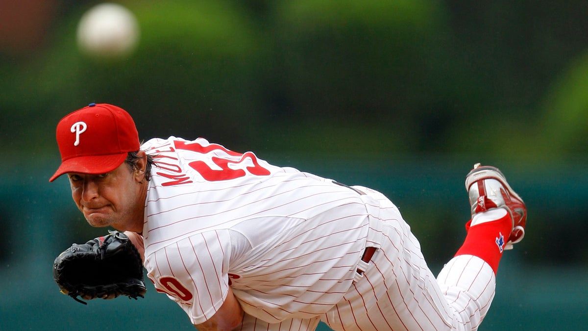  Former Philadelphia Phillies' pitcher Jamie Moyer throws against the Cleveland Indians. (AP file Photo/Matt Slocum) 