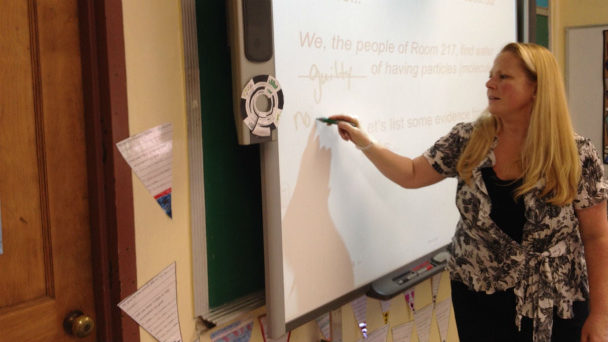  Fifth-grade science teacher Jacquie Kisiel is leading the charge to implement new science standards in Delaware. (Avi Wolfman-Arent, NewsWorks/WHYY) 