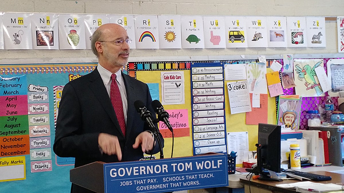  Pennsylvania Governor Tom Wolf proposes a 5 percent severance tax on natural gas drilling at Caln Elementary School in Thorndale, Chester County. (Katie Colaneri/StateImpact Pennsylvania) 