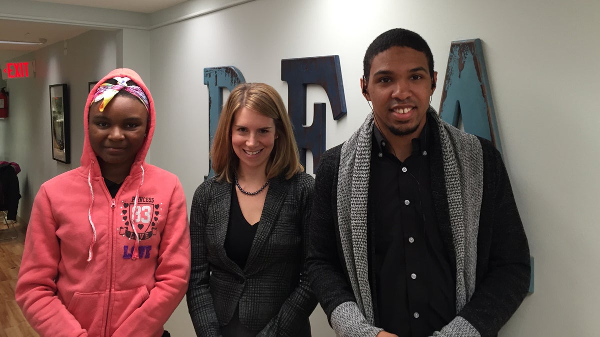  Psychiatrist Irene Hurford (center) with two clients at 'PEACE', Shandese, 18, and Oberon, 20. (Maiken Scott/WHYY) 