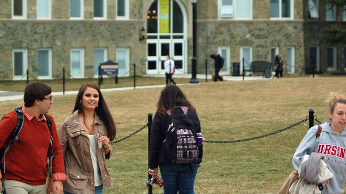  Students walk through campus at West Chester University in Pennsylvania (Sara Hoover/WHYY) 