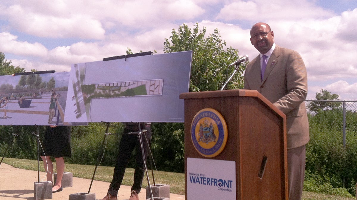  Mayor Michael Nutter unveils the plans for Pier68 on Delaware Avenue in Philadelphia. (Steve Trader/WHYY) 