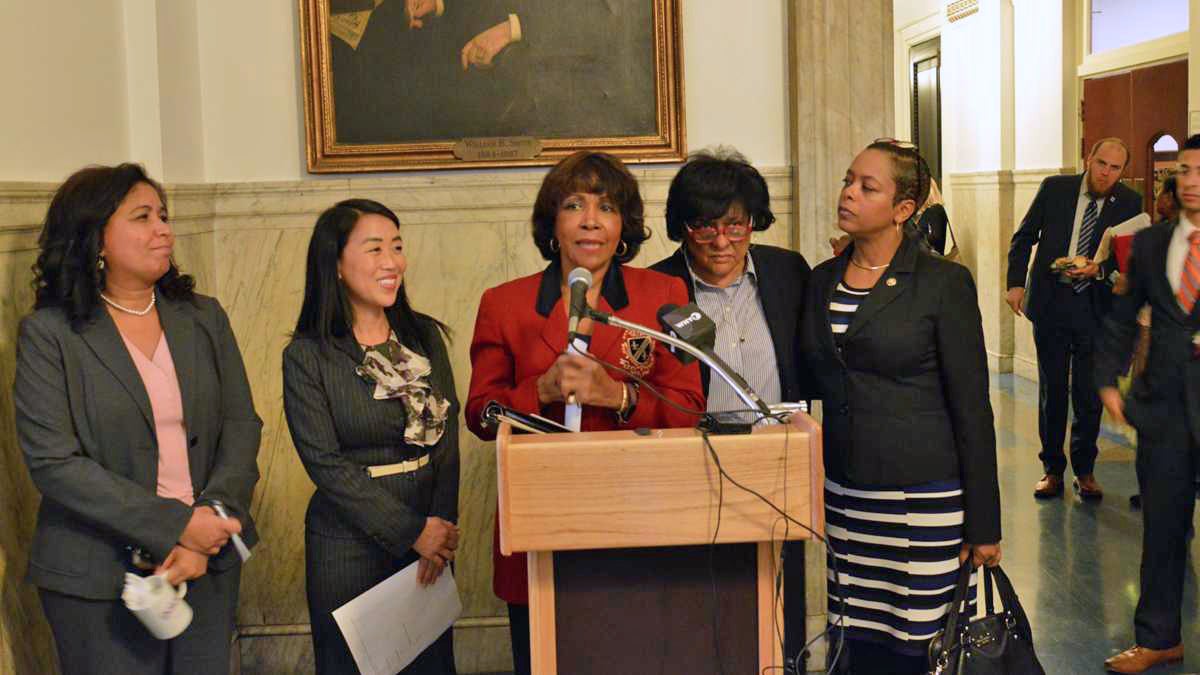 Philadelphia Councilwoman Blondell Reynolds Brown discusses the lead-poisoning protection measures aimed at safeguarding kids in the city. She is joined by (from left) Councilwomen Maria Quiñones-Sánchez; Helen Gym; Jannie Blackwell; and Cindy Bass. (Tom MacDonald/WHYY)