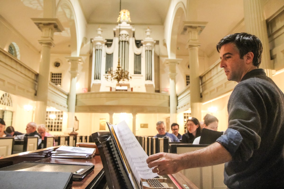 Parker Kitterman rehearses with the choir at Christ Church. (Kimberly Paynter/WHYY)