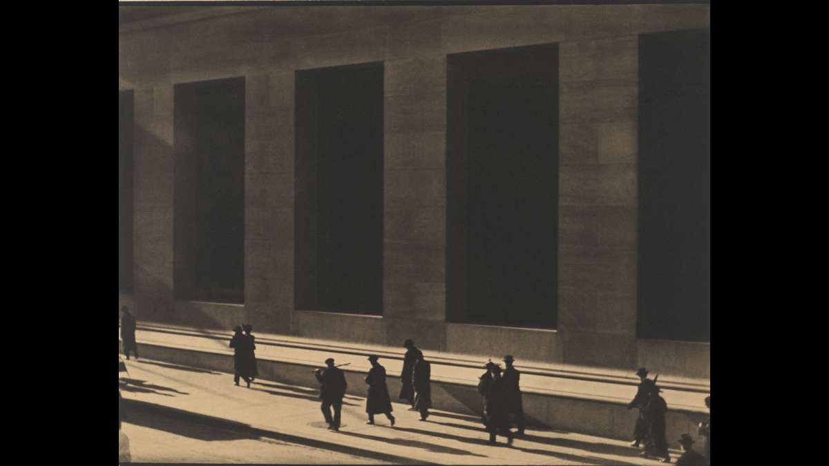  Wall Street, New York, 1915. (Courtesy of Philadelphia Museum of Art) 