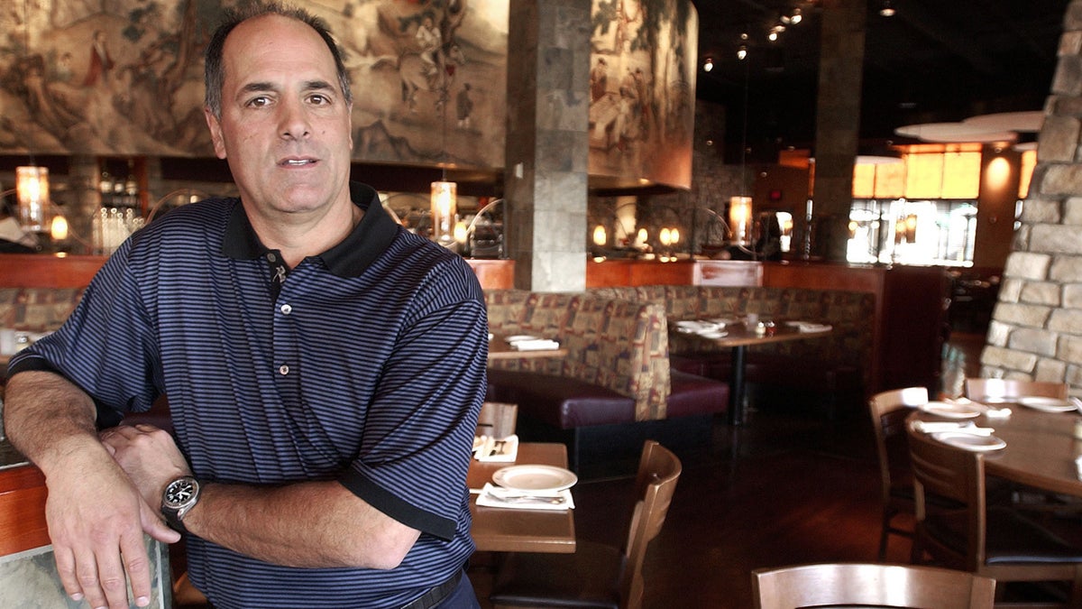  P.F. Chang's China Bistro chief executive Rick Federico is shown at one of his Scottsdale, Ariz., restaurants in 2004. (AP Photo/Tom Hood, file) 