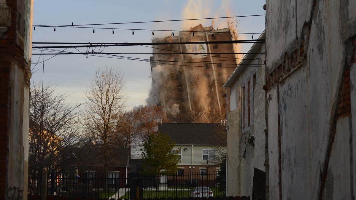 The Philadelphia Housing Authority (PHA) demolishes a high-rise towers in North Philadelphia. (Bastiaan Slabbers/for NewsWorks)