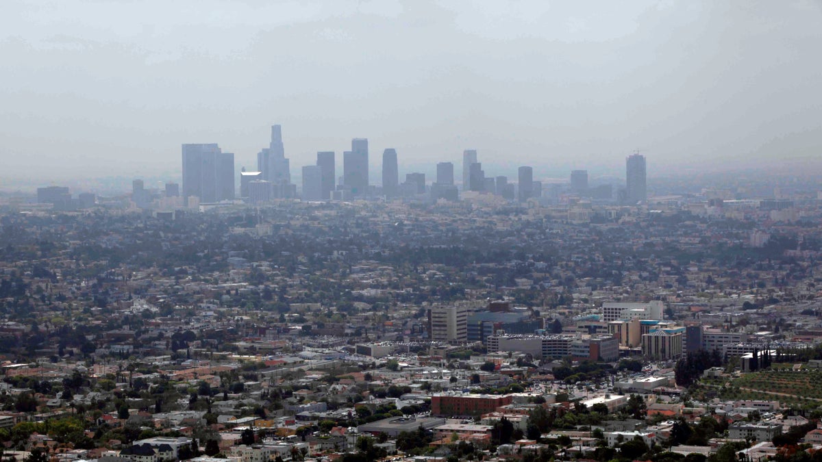  Smog covers downtown Los Angeles in this 2009 file photo. (AP Photo/Nick Ut) 