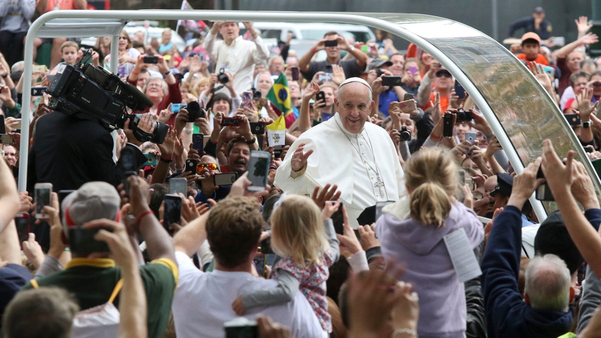 Pope Francis delivered Mass on the Parkway in Philadelphia Sunday, September 27, 2015. (Kevin Cook/for NewsWorks) 