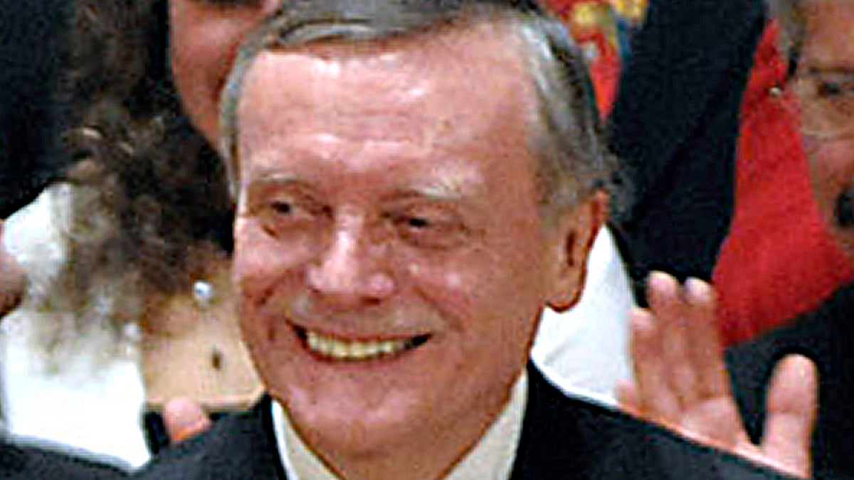  Former Harrisburg Mayor Stephen Reed in happier times at a 2008 political rally. (AP photo/Jason Minick) 