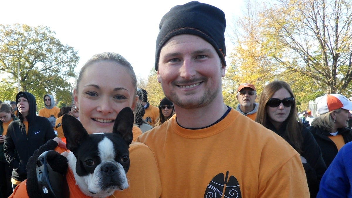  Rachael Kling and Marc Kuchler at last year's 'Free to Breathe' 5K with their dog. This year's run will take place on Nov. 3. (Courtesy of Rachael Kling and Marc Kuchler) 