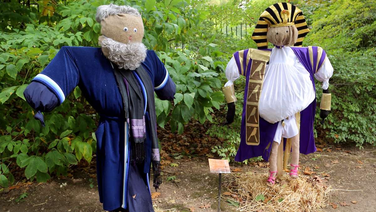  A scene from last year's Scarecrow walk. (Nathan Werbock/for NewsWorks, file) 
