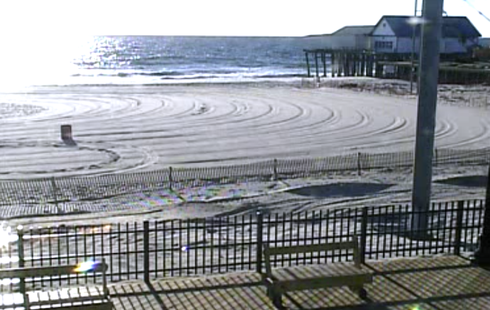  A freshly groomed Seaside Heights beach at about 8 a.m. today (Image: TheSurfersView.com)  