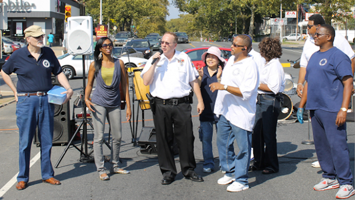  Capt. John McCloskey addressed the crowd at the 2012 Unity Day. A year later, community-group leaders say his approach to the job is sorely missed. (NewsWorks, file art) 