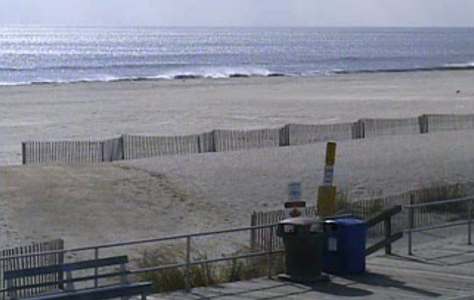  Ocean City, NJ at 11:45 a.m. Friday. (Image: TheSurfersView.com) 