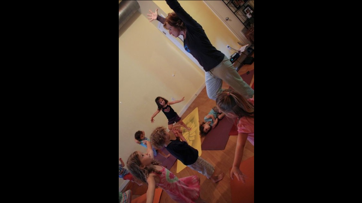  Sophie Simpson teaches toddlers yoga at Blue Banyan Yoga in Mt. Airy (Michelle Zei/for NewsWorks, file) 