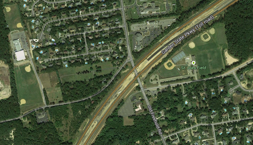  A 76-year-old Manchester man was killed when his car left the Garden State Parkway in Toms River and struck a tree Friday night. (Google Earth) 
