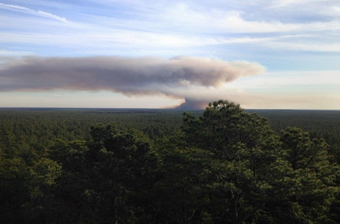 The Wharton State Forest wildfire as seen from the Apple Pie Hill tower in South Jersey late Sunday afternoon. (Photo: Jersey Shore Hurricane News contributor Samantha Brumbaugh via Chris Santaspirt) 