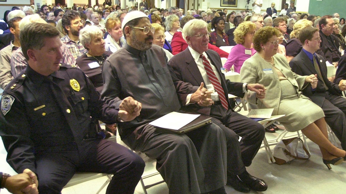Imam Hamad Ahmad Chebli (second from left)