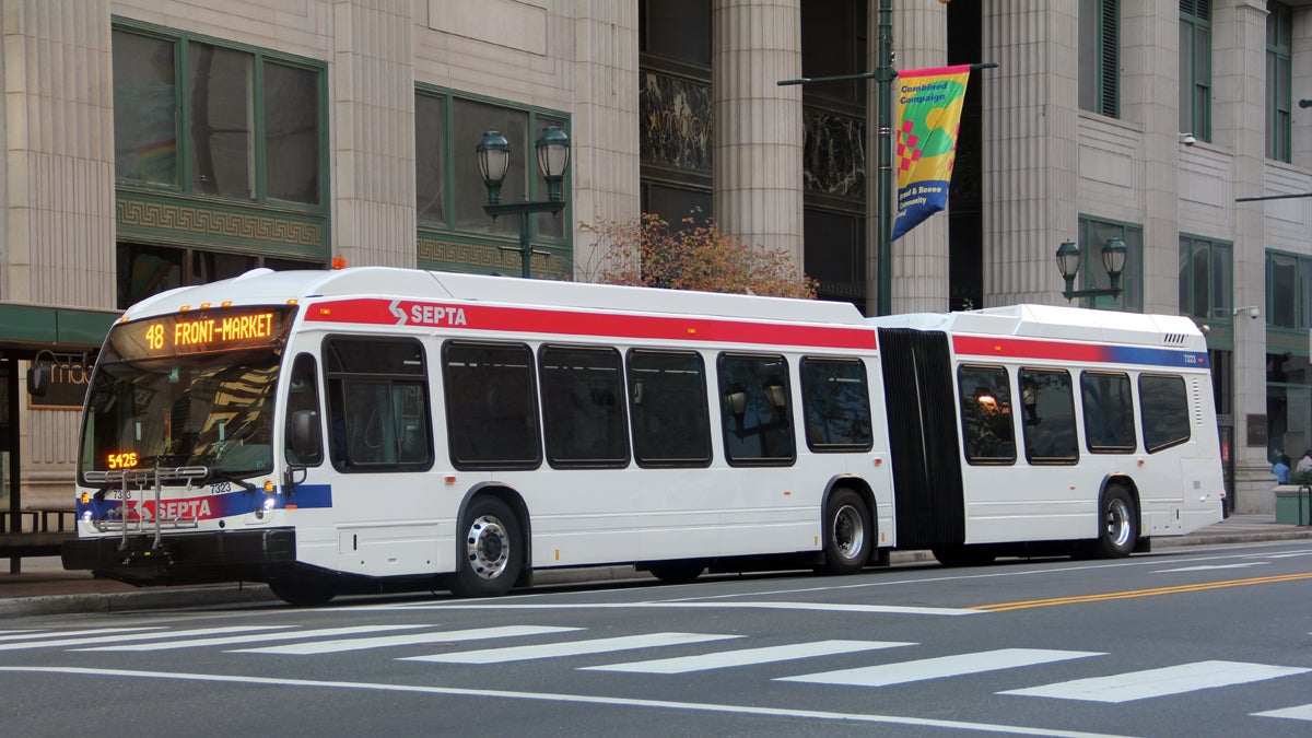  SEPTA has added 12 new articulated hybrid buses to Route 48 that runs through North Philadelphia, Brewerytown, and Fairmount to Center City. (Tom MacDonald/WHYY) 