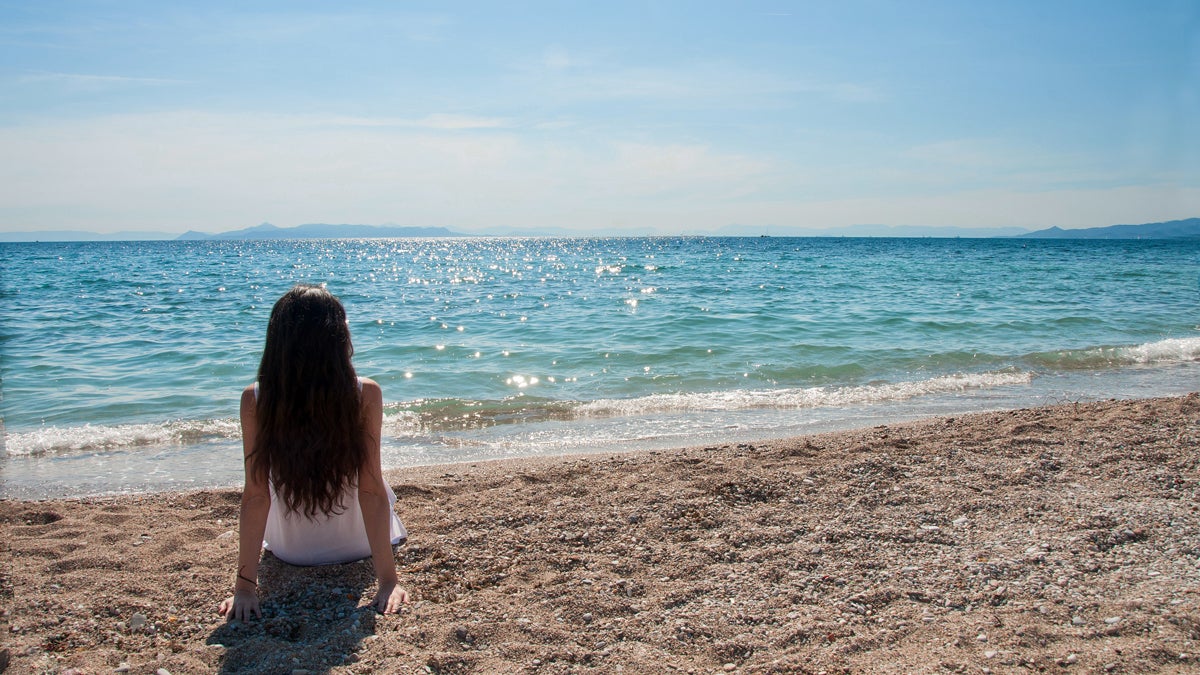  (<a href='http://www.shutterstock.com/pic-183219062/stock-photo-a-girl-on-the-beach-watching-the-sea.html'>Independent woman</a> image courtesy of Shutterstock.com) 