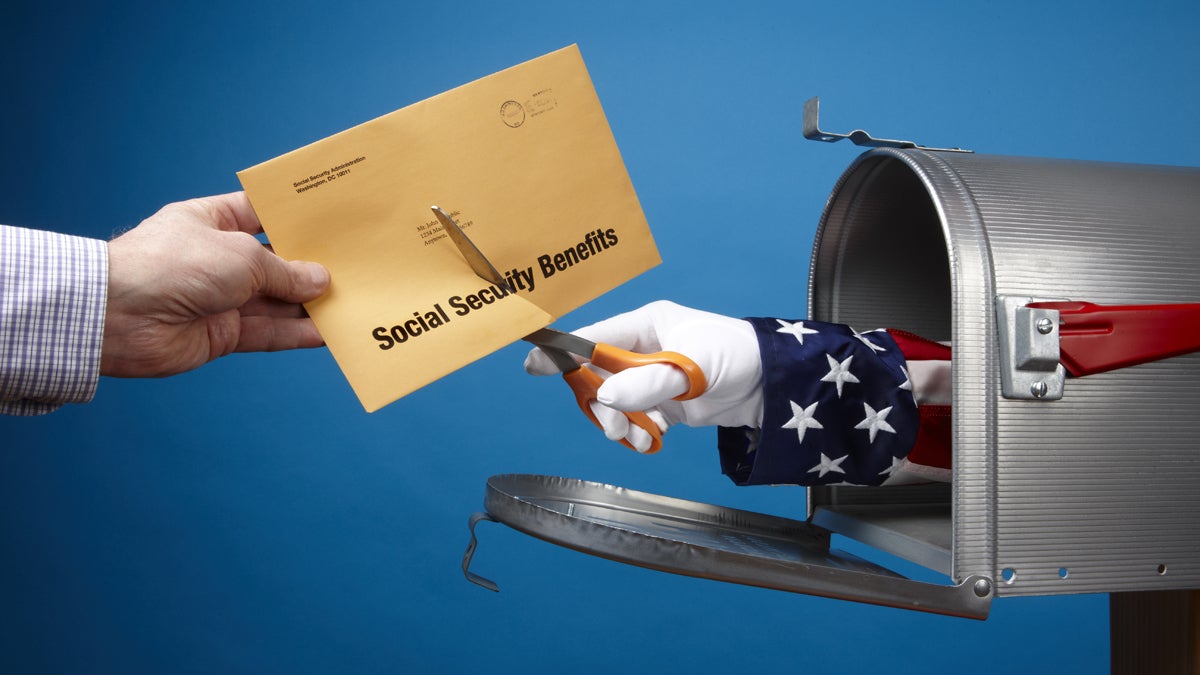  (<a href='http://www.shutterstock.com/pic-90330385/stock-photo-uncle-sam-comes-out-of-mailbox-to-cut-social-security-envelope-includes-space-for-copy.html'>Image</a> courtesy of Shutterstock.com) 