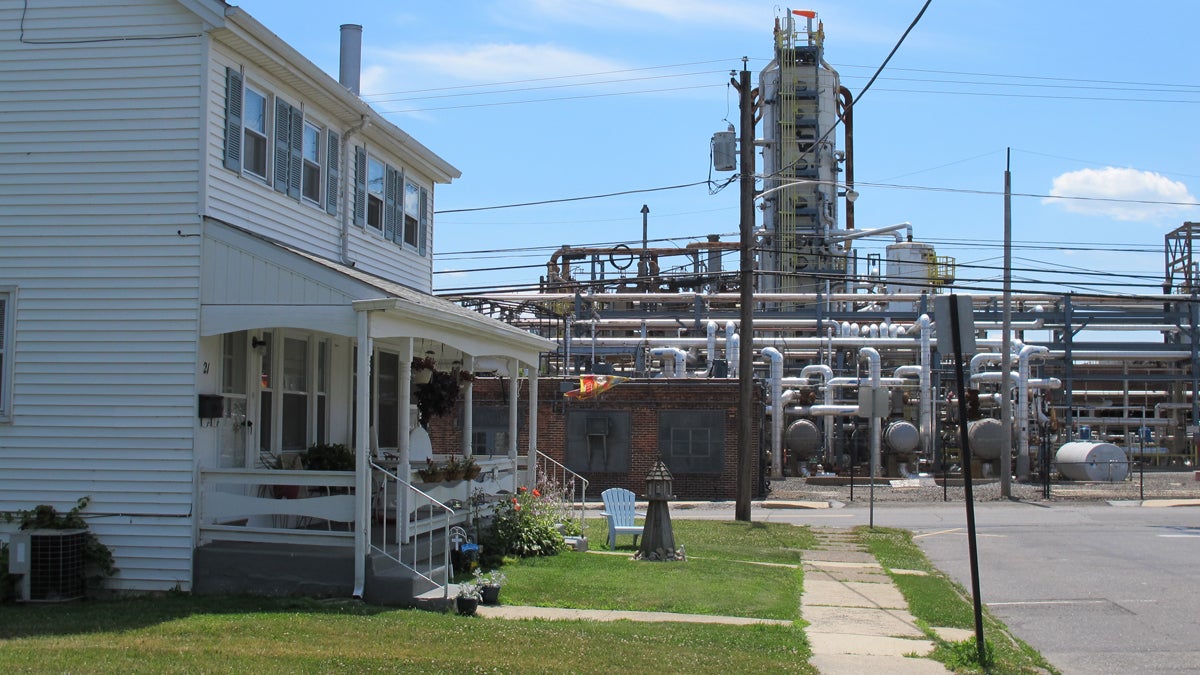  The Sunoco Logistics refinery in Marcus Hook, Delaware County. (Susan Phillips/StateImpact Pennsylvania) 