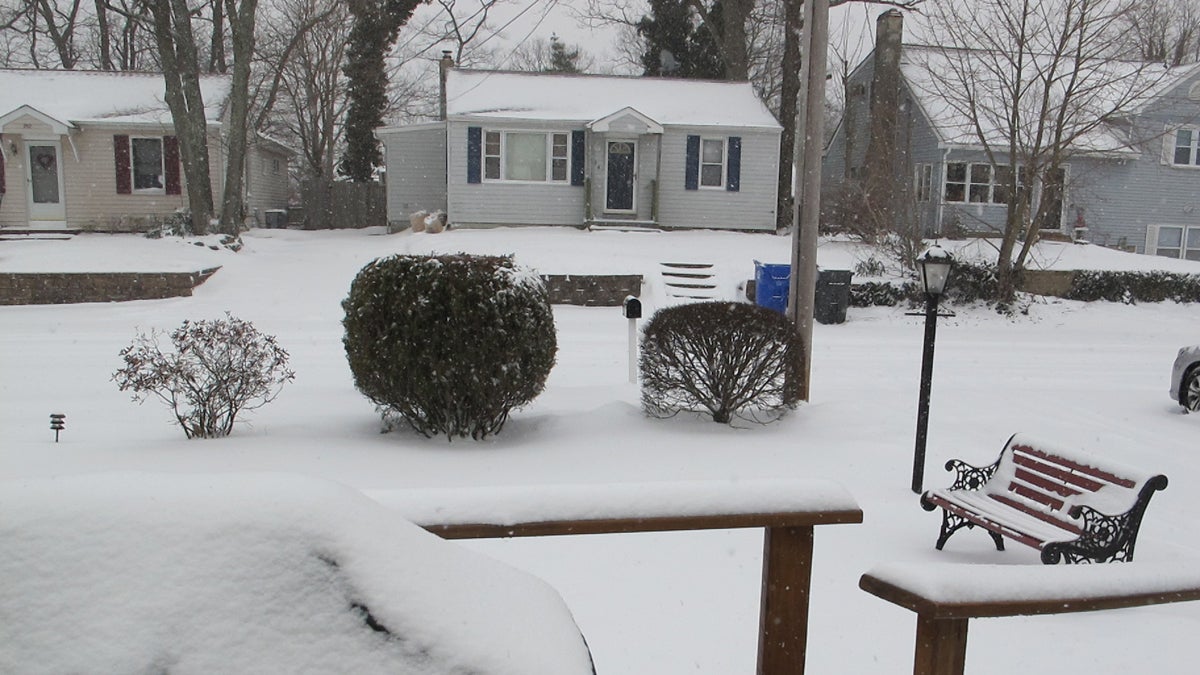  The latest snowfall covers the ground in Brick, N.J. (Phil Gregory/for NewsWorks) 