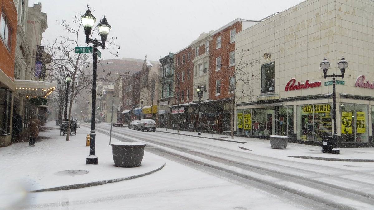  Market Street in downtown Wilmington around noon(Shana O'Malley/for NewsWorks) 