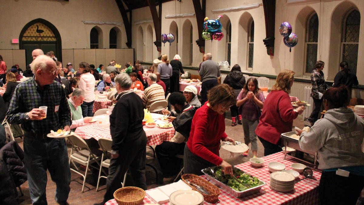 A scene from the March 12 supper at St. Martin-In-The-Fields. (Jon Campisi/for NewsWorks) 