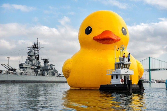  The rubber duck at the port of Los Angeles, 2014 (Photo courtesy of Draw Events) 