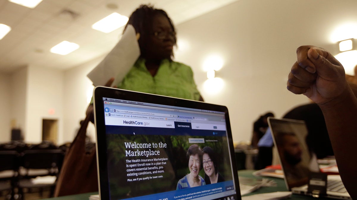  A computer screen shows a website run by the federal government where people can enroll for health care exchanges under President Barack Obama's health care law.  Due to technology problems, many were unable to sign up on the website. (AP Photo/Lynne Sladky) 