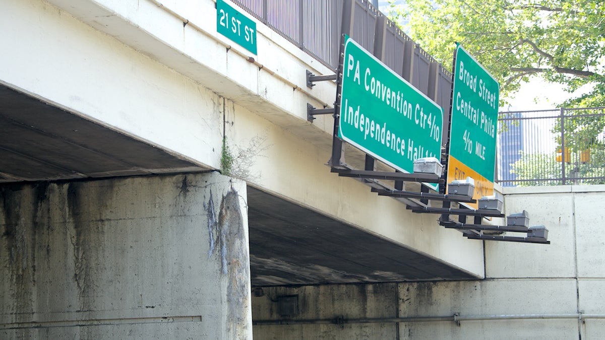  Signs of erosion and plant life can be seen on the 21st Street Bridge along the Vine Street Expressway in Philadelphia, Pa. The state has plans to replace the structurally deficient Vine Street Expressway Bridges. (Nathaniel Hamilton/For NewsWorks) 