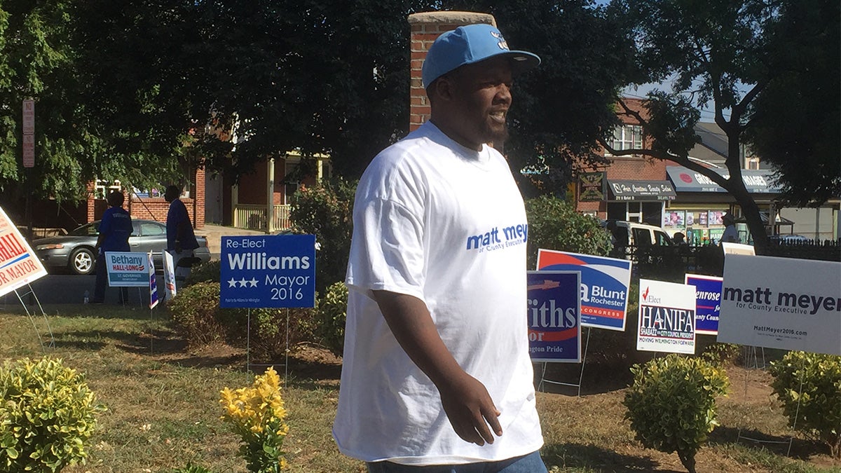 Haneef Salaam smiled as he walked to the polling station to vote for the first time. (Zoe Read/Newsworks).