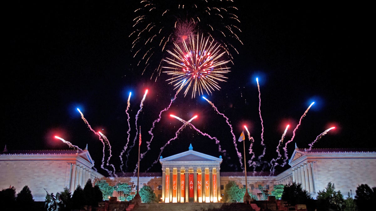  July 4th fireworks over the Philadelphia Museum of Art. Photo by William Z. Foster (courtesy of the Wawa Welcome America Festival). 