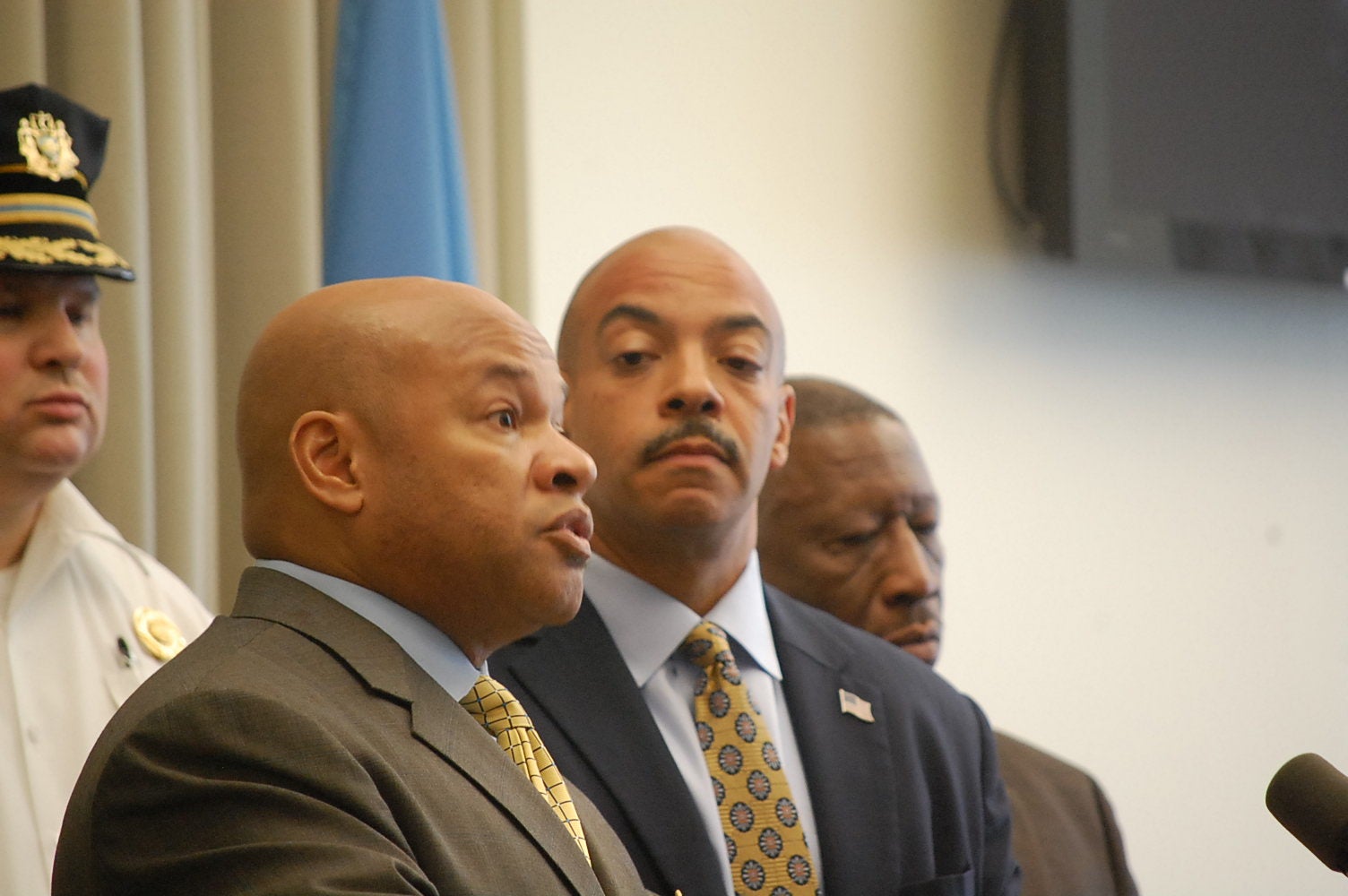  DEA agent Gary Tuggle talks about the bust as District Attorney  Seth Williams looks on. (Tom MacDonald/ WHYY) 