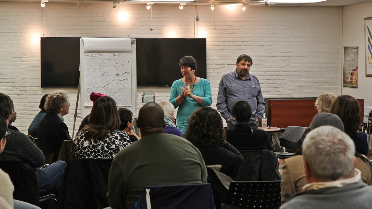 Karen Taylor and Ron Coleman lead a workshop on hearing voices in Philadelphia. Participants traveled from as far away as Wisconsin and Florida to attend. (Kimberly Paynter/for The Pulse)