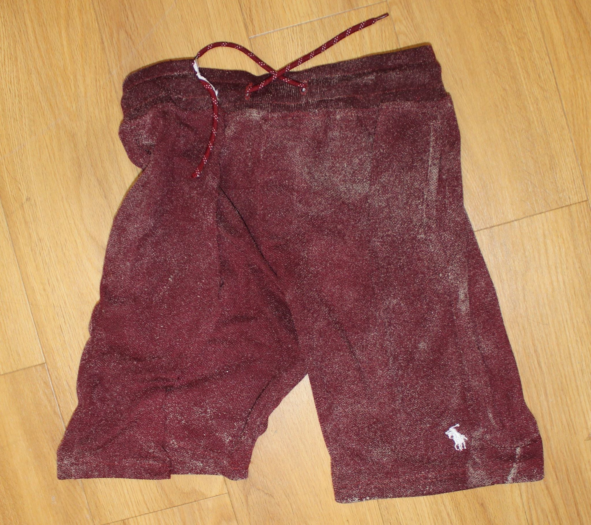  Police say the unidentified man was wearing these maroon Polo shorts. (Image courtesy of the North Wildwood Police Department) 