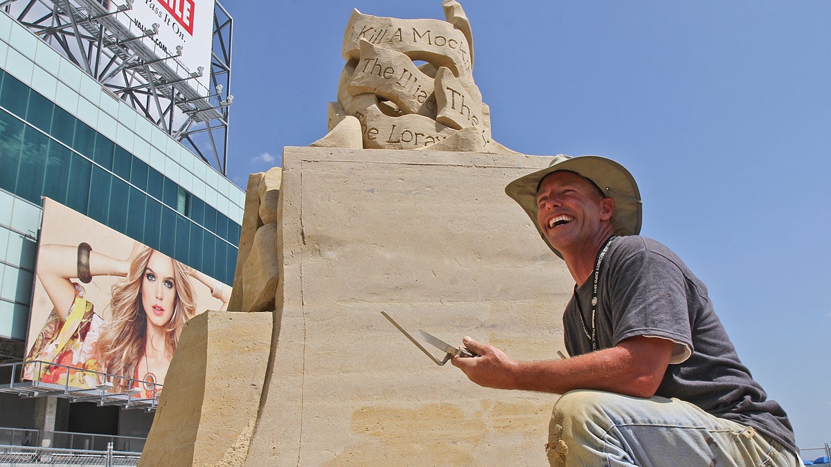  Atlantic City firefighter and professional sand sculptor Matthew Deibert. (Kim Paynter/for NewsWorks) 